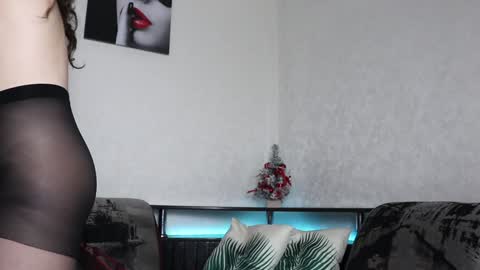 Snapshot of evalewis chatting on 12/29/24, 09:17 Eva online show from 12/29/24, 09:17