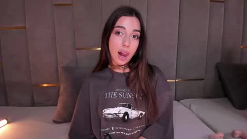 EVA online show from 03/08/25, 03:56