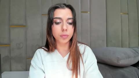 EVA online show from 09/21/25, 10:06