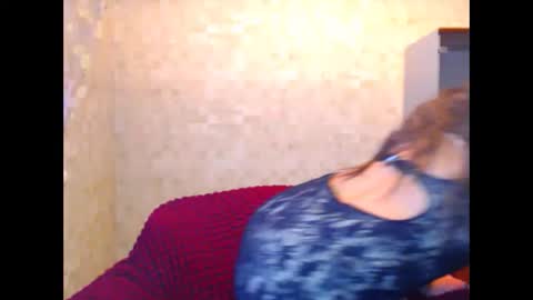 Snapshot of evalive1133 chatting on 12/22/24, 10:17 EvaLive online show from 12/22/24, 10:17