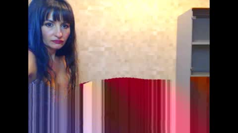 Snapshot of evalive1133 chatting on 02/09/25, 12:41 EvaLive online show from 02/09/25, 12:41