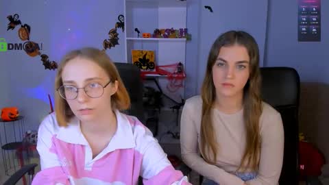 evalora online show from 10/21/25, 12:17