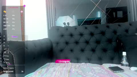 Snapshot of evaloviaa_ chatting on 09/09/25, 01:54 Eva online show from 09/09/25, 01:54