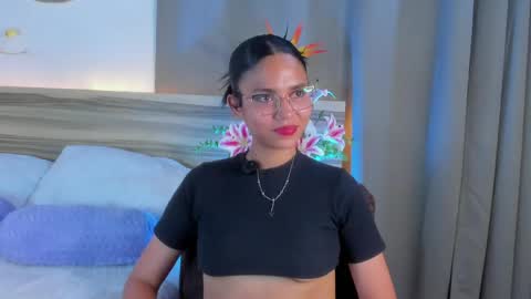   . online show from 05/09/26, 09:31