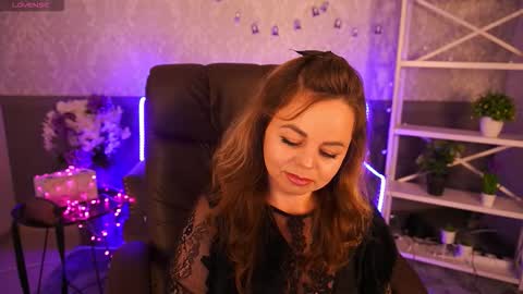 EvaMinni online show from 11/05/25, 02:06