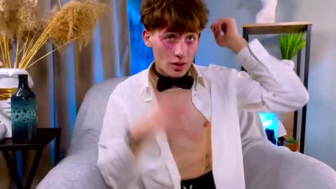 Snapshot of evan__joy chatting on 02/13/26, 08:49 Evan online show from 02/13/26, 08:49