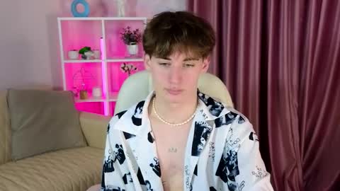 Snapshot of evan__joy chatting on 02/25/26, 10:08 Evan online show from 02/25/26, 10:08