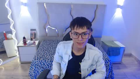 evan_tay online show from 02/01/26, 03:05
