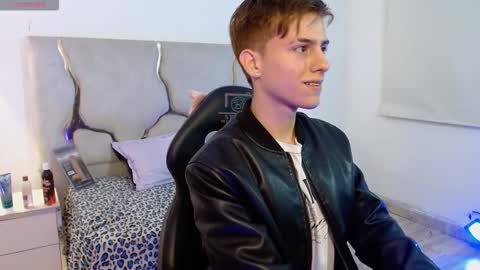 evan_tay online show from 03/13/26, 03:35
