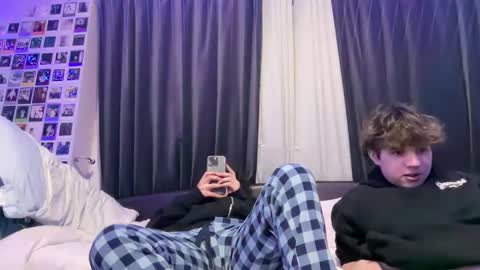 Snapshot of evanbrown333 chatting on 03/09/25, 04:38 Evan Brown online show from 03/09/25, 04:38