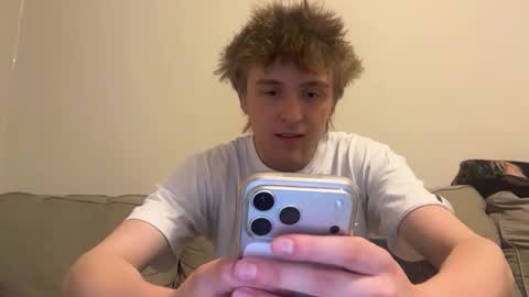 Snapshot of evanbrown333 chatting on 05/23/26, 02:28 Evan Brown online show from 05/23/26, 02:28