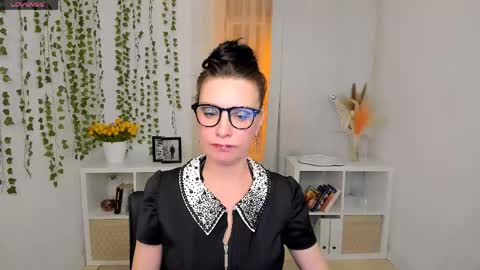 Evanessa online show from 04/28/26, 10:31