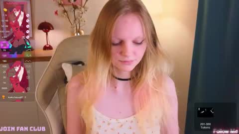 Snapshot of evangel1ne chatting on 11/29/25, 12:13 evangel1ne online show from 11/29/25, 12:13