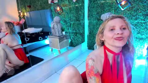  Evangelyne  online show from 02/24/26, 07:45