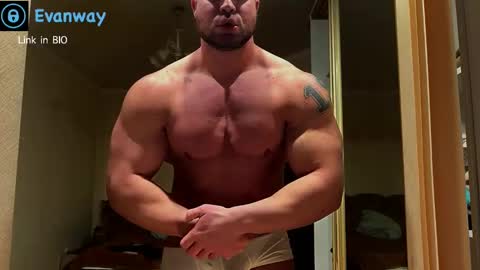 Snapshot of evanhoti chatting on 02/24/25, 12:09 EvanHOTi online show from 02/24/25, 12:09