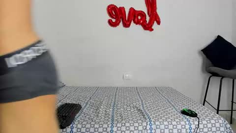 Snapshot of evans_collins24 chatting on 10/10/25, 04:55 Evans collins24 online show from 10/10/25, 04:55