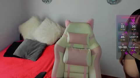 hailey online show from 01/27/25, 04:33