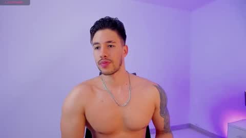 Snapshot of evans_opry1 chatting on 10/04/25, 08:40 E V A N S online show from 10/04/25, 08:40