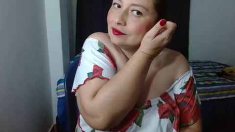 Snapshot of evansvictoria chatting on 02/16/25, 06:54 Victoria online show from 02/16/25, 06:54