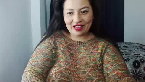 Snapshot of evansvictoria chatting on 03/04/25, 05:56 Victoria online show from 03/04/25, 05:56