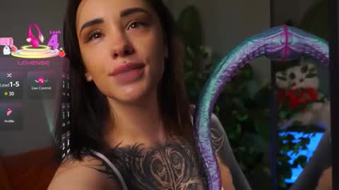 Eva online show from 12/15/25, 03:11