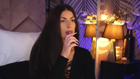 EvaRhea online show from 11/03/25, 03:52