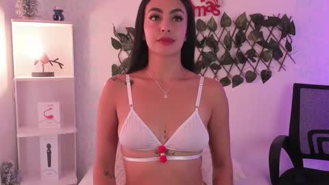 EVARITZ online show from 12/05/25, 01:42