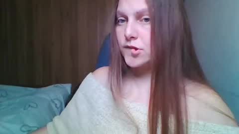 Snapshot of evasapples2026 chatting on 05/15/26, 07:32 evasapples2026 online show from 05/15/26, 07:32
