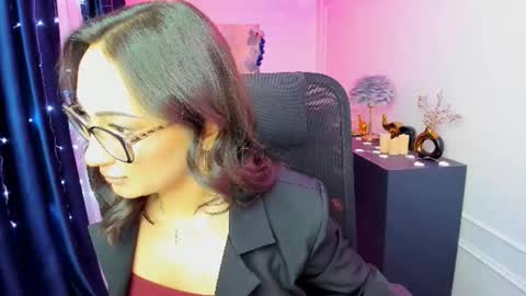 evasarazardje online show from 12/17/25, 04:18