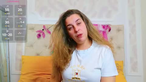 evasinclairr online show from 11/01/25, 05:09