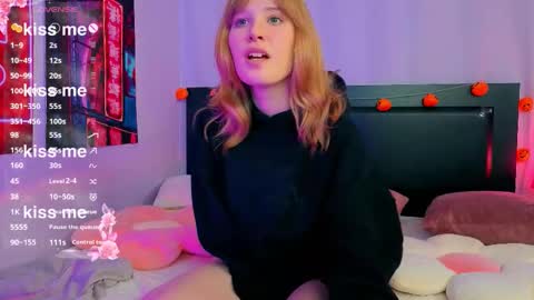 Snapshot of evastevs chatting on 11/12/25, 09:14 Eva online show from 11/12/25, 09:14