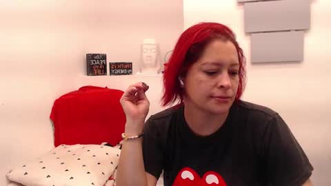 Eva Twiss online show from 02/21/26, 12:06