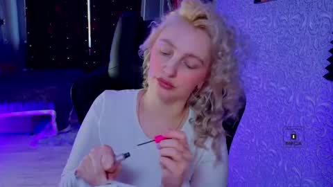 evavibe online show from 04/05/26, 06:10