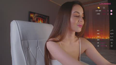 Snapshot of evavl1 chatting on 12/11/24, 09:34 Eva my - Eva Angelina online show from 12/11/24, 09:34