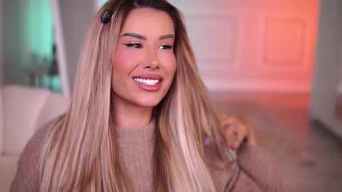 Eva online show from 11/30/25, 10:58