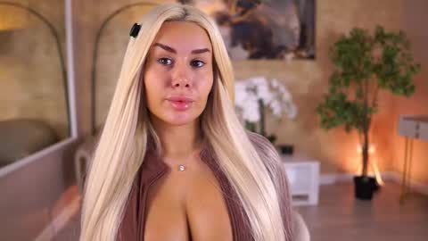 Eva online show from 03/30/26, 10:00