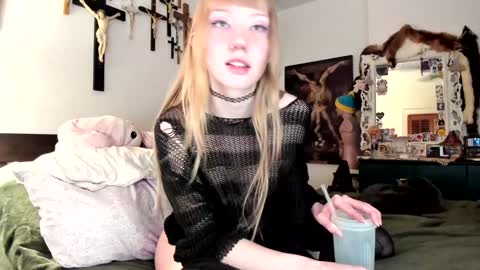 Goddess Eve online show from 12/23/25, 12:19