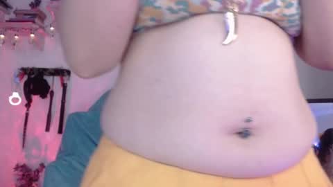 Eve Blue  friends. IG eve blue77 TW EveBlue 1 OF eveblue7 online show from 09/09/25, 12:54