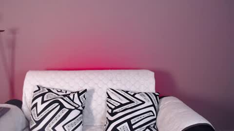 Evee online show from 04/01/26, 04:15