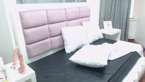 Snapshot of evee_s chatting on 09/24/25, 09:29 eve online show from 09/24/25, 09:29