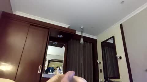 Snapshot of eveee228 chatting on 10/31/25, 10:38 eveee228 online show from 10/31/25, 10:38