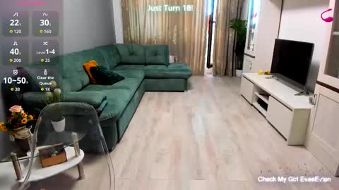 eveeevian online show from 10/25/25, 08:11