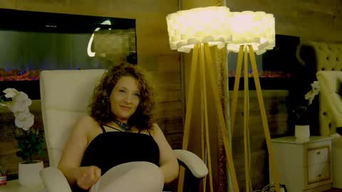 EveHamilton online show from 04/16/26, 10:34