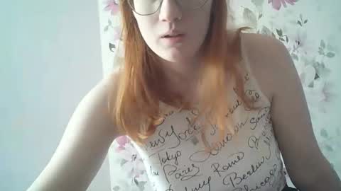 Snapshot of eveliina_shy chatting on 03/06/26, 10:23 Evelina online show from 03/06/26, 10:23