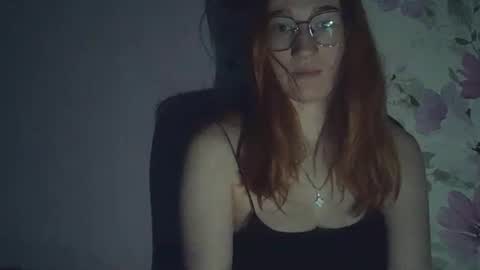 Snapshot of eveliina_shy chatting on 03/18/26, 04:43 Evelina online show from 03/18/26, 04:43