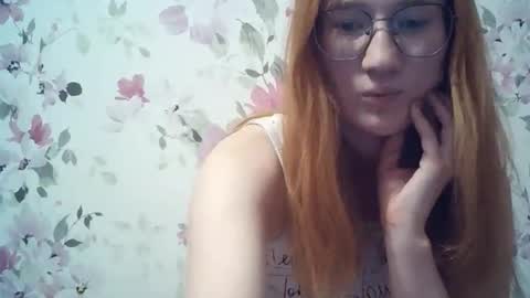 Snapshot of eveliina_shy chatting on 03/20/26, 07:30 Evelina online show from 03/20/26, 07:30