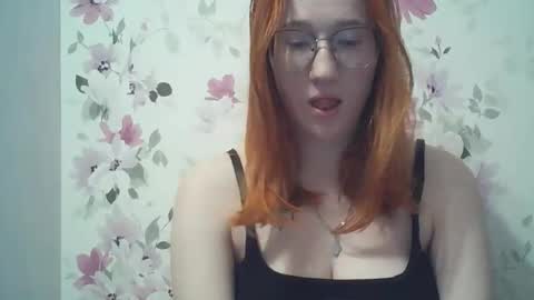 Snapshot of eveliina_shy chatting on 03/24/26, 04:45 Evelina online show from 03/24/26, 04:45