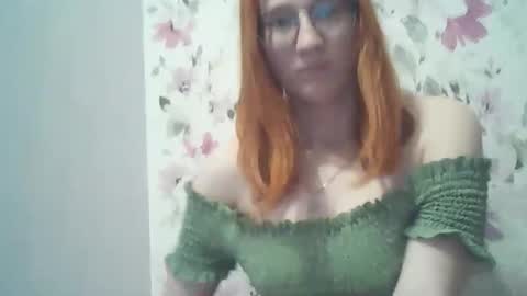 Snapshot of eveliina_shy chatting on 04/01/26, 02:36 Evelina online show from 04/01/26, 02:36