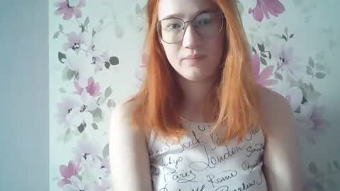 Snapshot of eveliina_shy chatting on 04/03/26, 07:50 Evelina online show from 04/03/26, 07:50