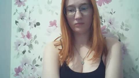Snapshot of eveliina_shy chatting on 04/07/26, 09:21 Evelina online show from 04/07/26, 09:21